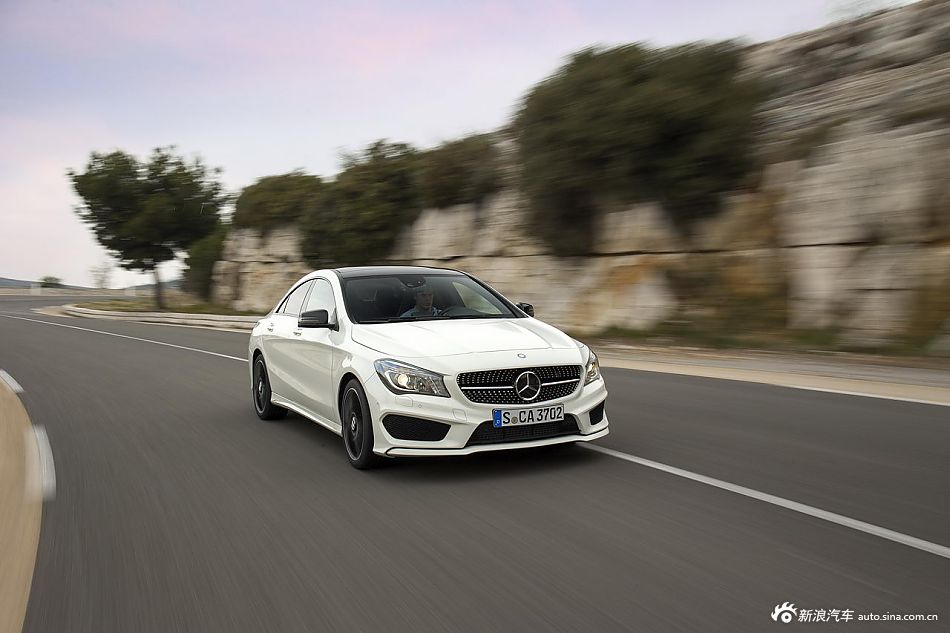 奔驰CLA250官方图_奔驰CLA官方图图片2482
