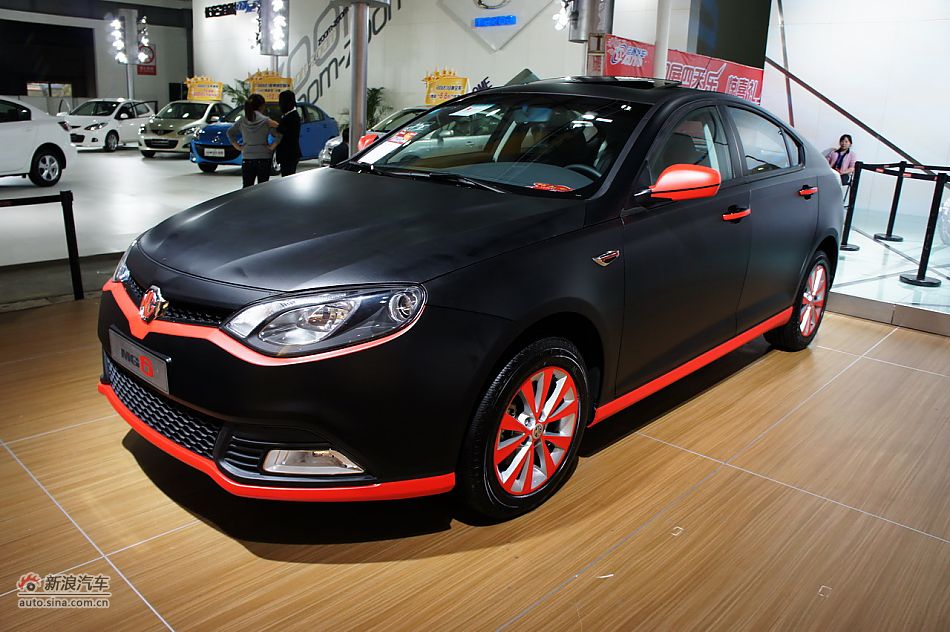 2011南昌车展现场展车图