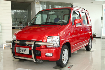 m无大修,而有的却不足10万km,发动机就出现窜