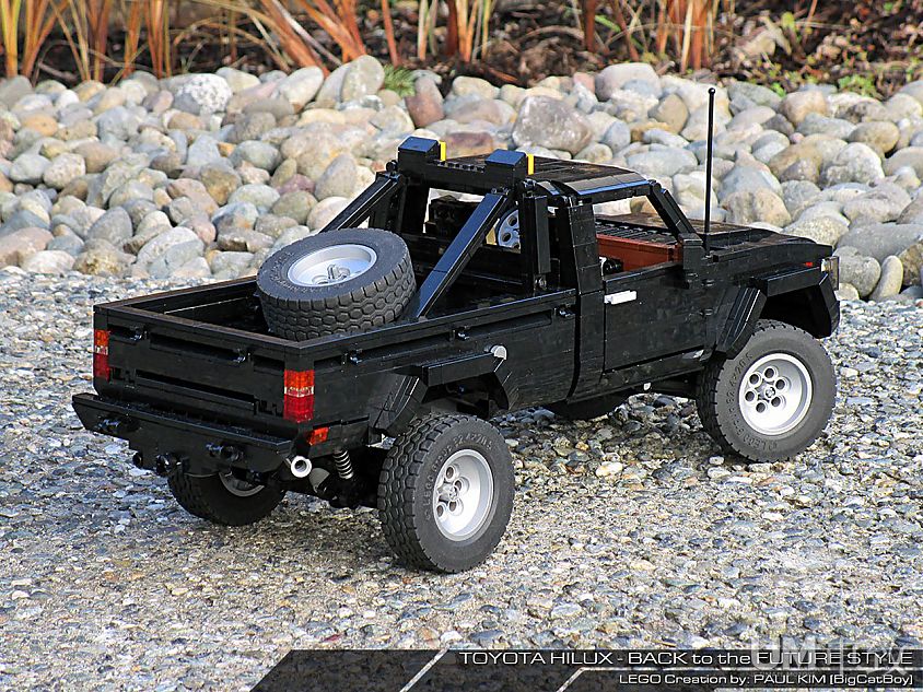 《回到未来》丰田SR5皮卡乐高版