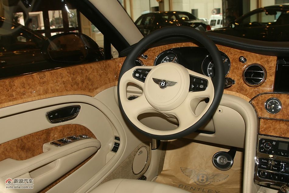 宾利慕尚内饰_慕尚外观图片622027_汽车图库