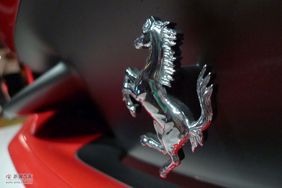 法拉利458ITALIA外观及细节_458Italia内饰功能