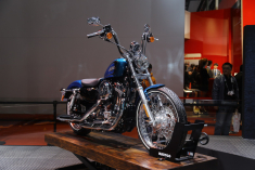 上海车展 HARLEY-DAVIDSON SEVENTY-TWO高清实拍