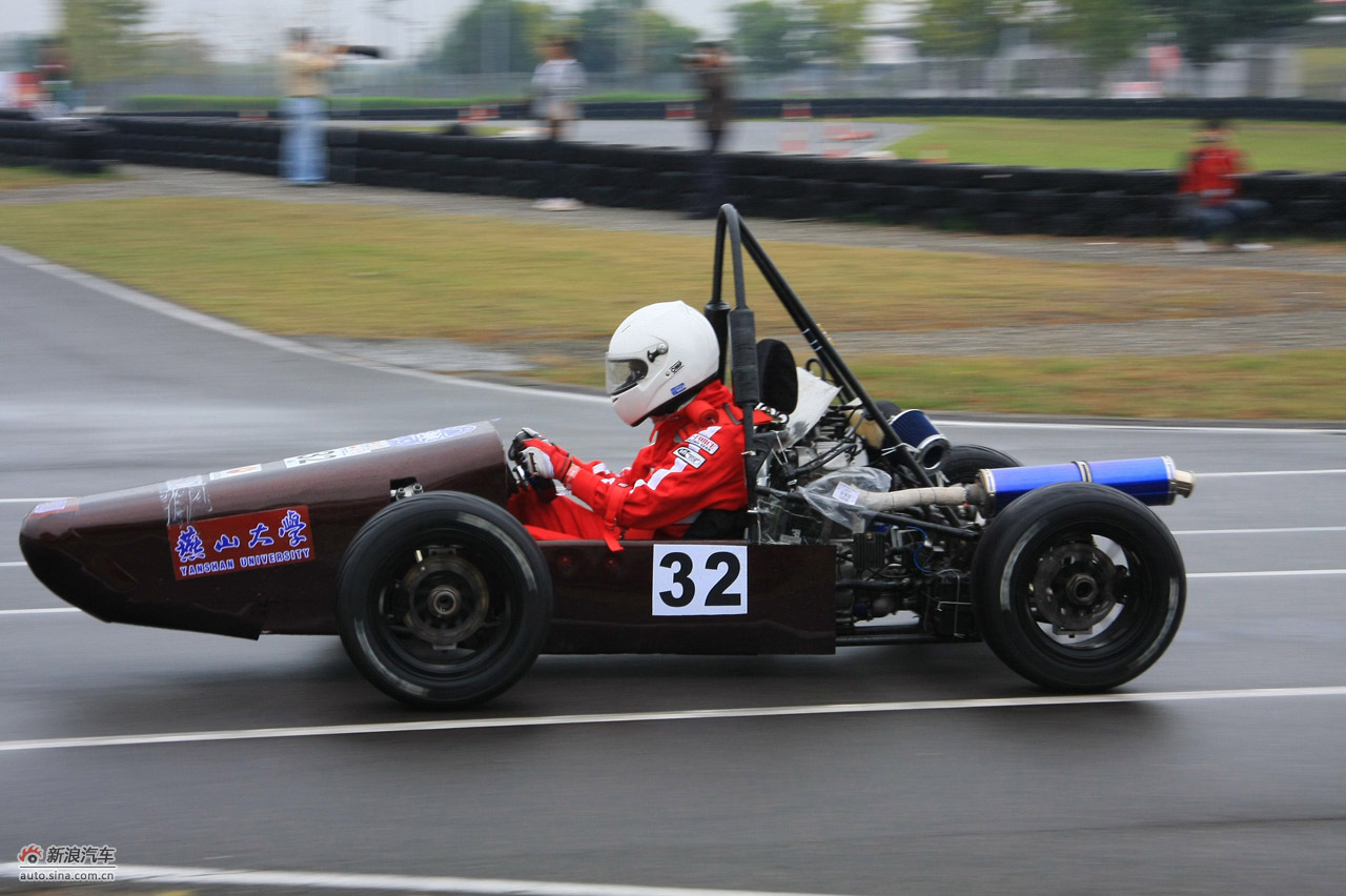 2011大学生方程式汽车大赛