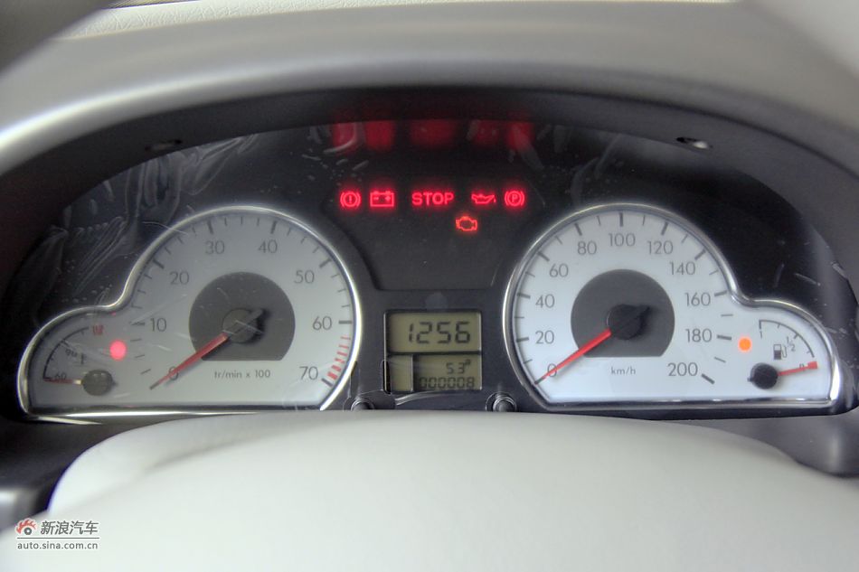 2011款爱丽舍高清到店实拍_爱丽舍图片4474