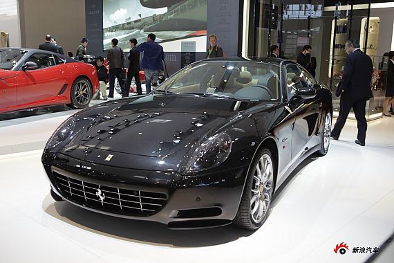 北汽幻速幻速H2最高直降1.16万  新车选它不会错