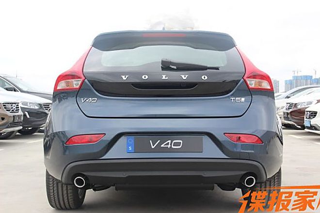 新款V40及V40跨界版实车曝光