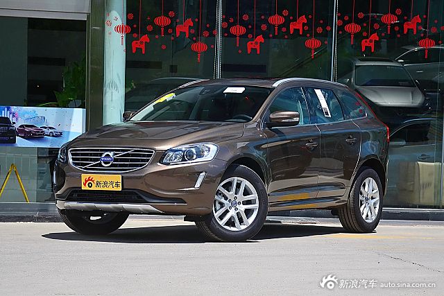 2017款沃尔沃XC60  2.0T自动T5 AWD 智越版