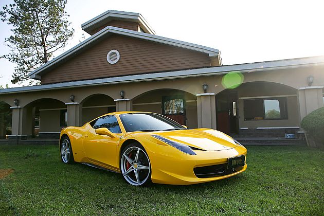 夕阳下的蜜色骏马 法拉利458Italia印象