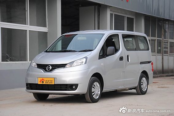 NV200领衔 郑州日产亮相深港澳车展