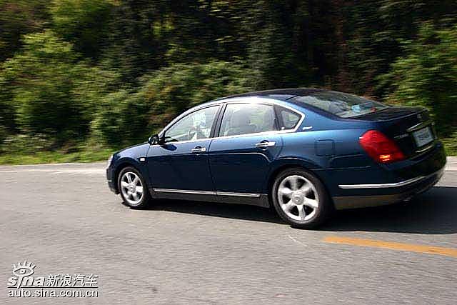 试驾新天籁_天籁图片44233_汽车图库_新浪汽