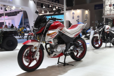 第十三届摩博会新浪摩托高清实拍建设无界JS150-32