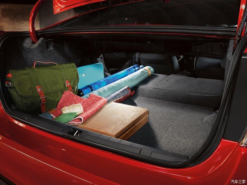 全新斯巴鲁翼豹