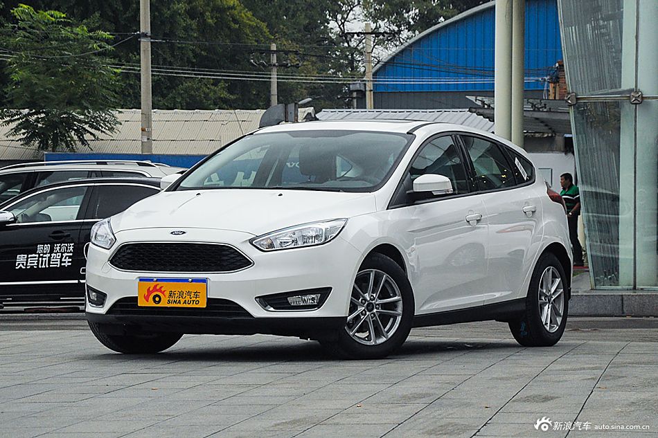 2015款福克斯两厢1.0L GTDi手动超能风尚型