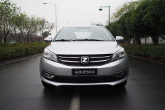 新浪汽车实拍众泰Z500高清组图