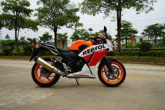 实拍：五羊本田CBR300R ABS高清图赏