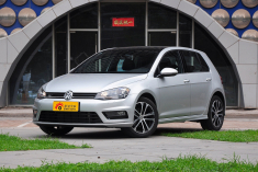 运动小钢炮 实拍高尔夫R-Line