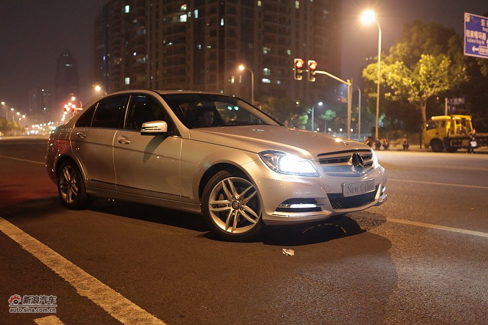 程丛夫为奔驰新C级拍摄广告花絮_图片64244