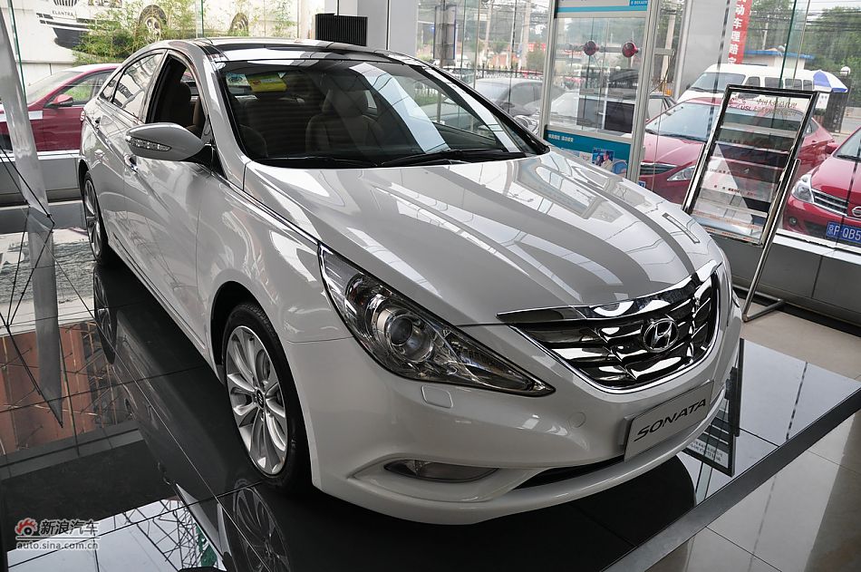 北京现代索纳塔八外观图_索纳塔八外观图片8