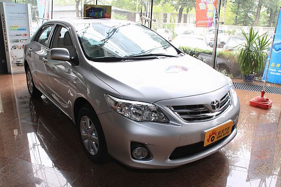 卡罗拉优惠7千最低11.68万 店内现车足