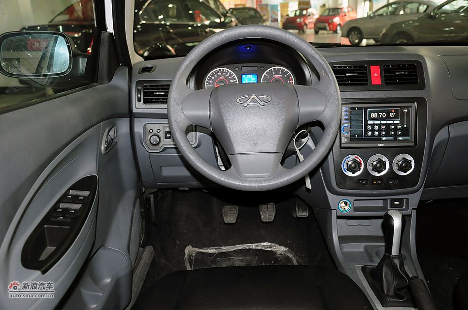 2012款旗云2实拍_旗云2内饰功能图片116045