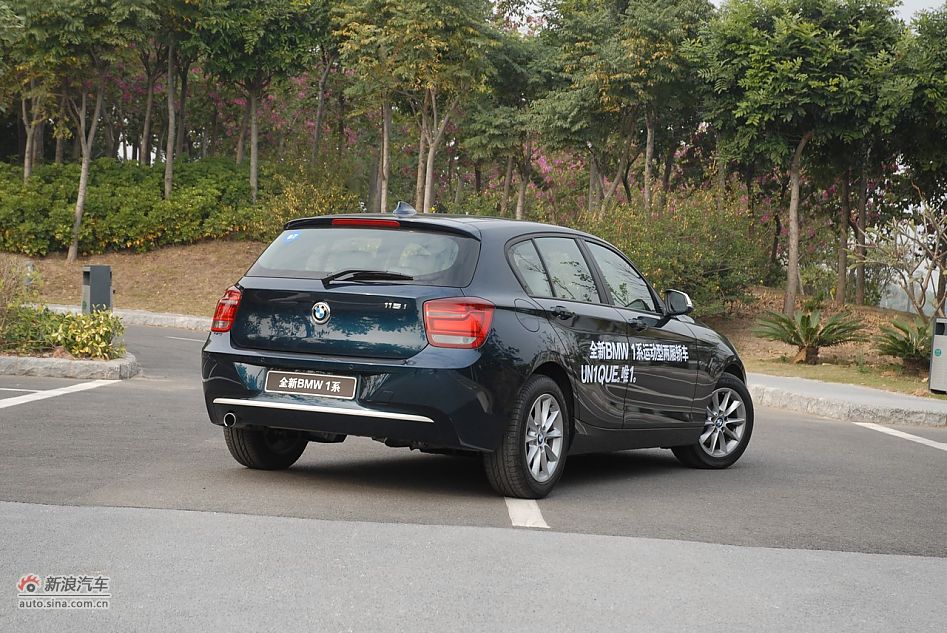 2012款宝马116i都市型_宝马1系图片12274740_汽车图库_新浪汽车_新浪网
