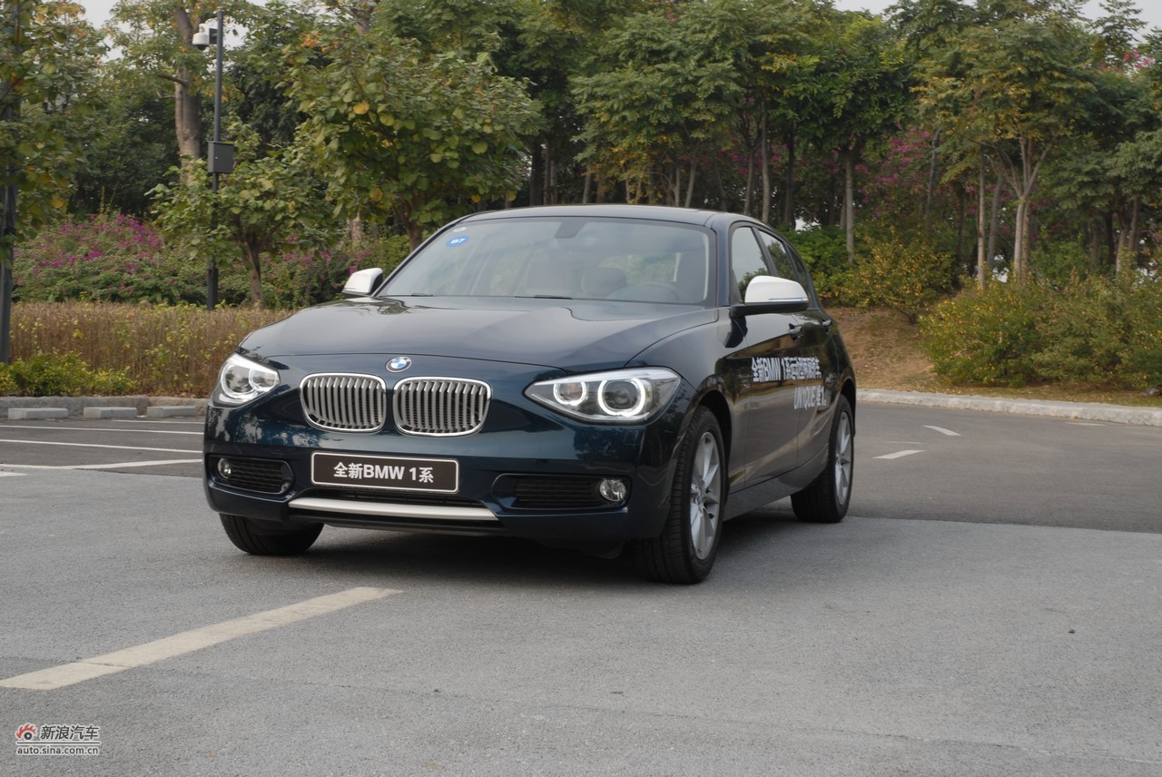 2012款宝马116i都市型