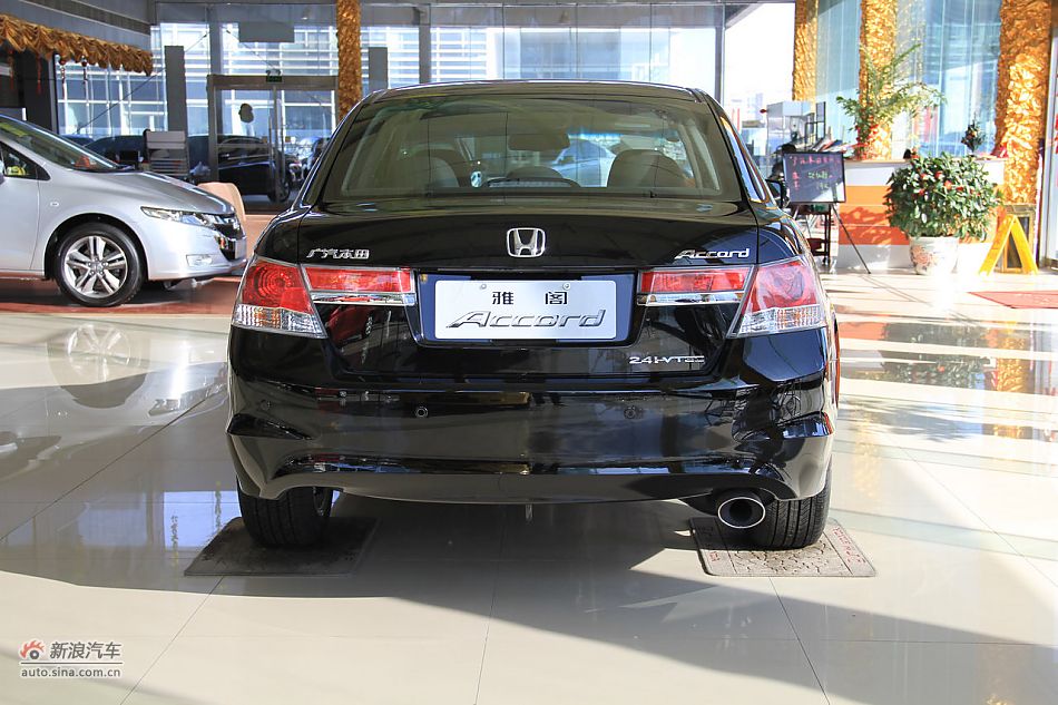 2012款雅阁到店实拍_雅阁图片12614752