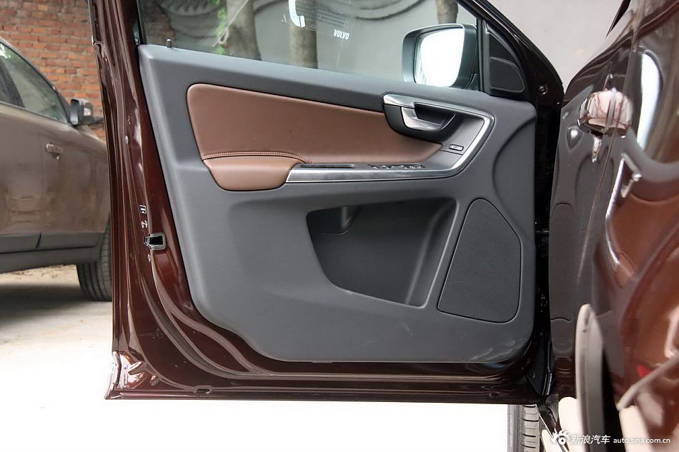 宝马X3和沃尔沃XC60外观图片对比哪个好_宝