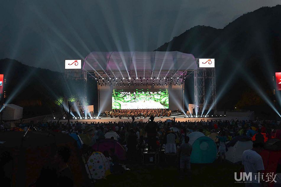 新BMW X1支持长城音乐节 老狼朴树出演