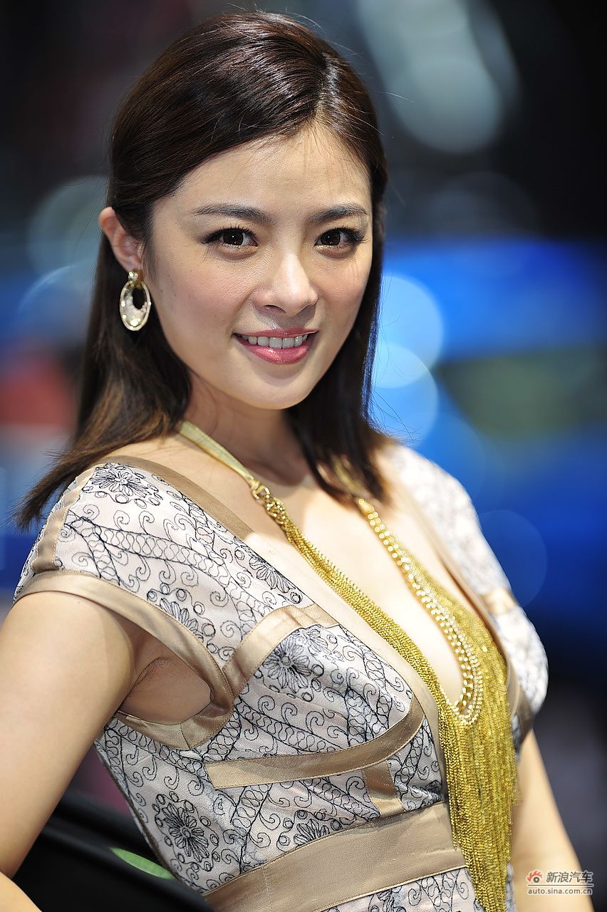 广州车展车模_车+世界_仪征政