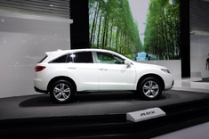 2013深港澳车展讴歌RDX 3.0L精英版
