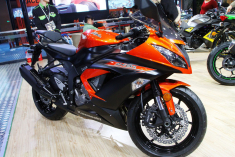 第十三届摩博会高清实拍川崎ZX-6R