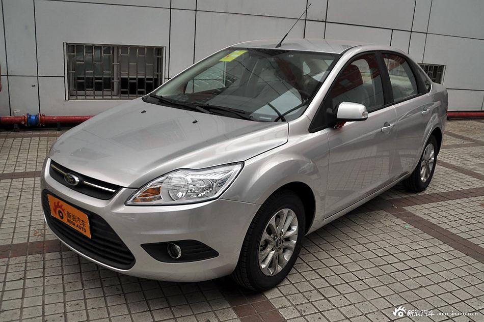 【2013款福克斯三厢经典1.8L自动基本型报价