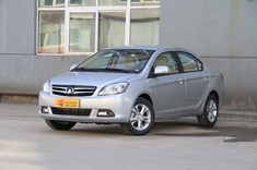 2012款腾翼C30 1.5L手动豪华型试车体验图解