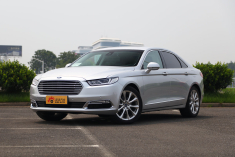 低调有内涵 实拍全新福特金牛座