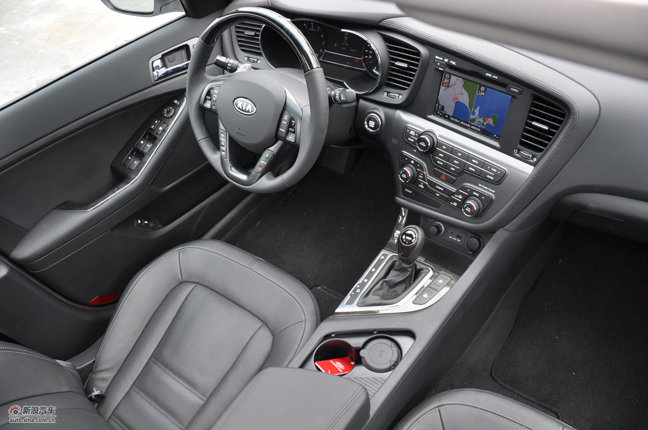 东风悦达起亚k5内饰_东风悦达起亚k5内饰图片