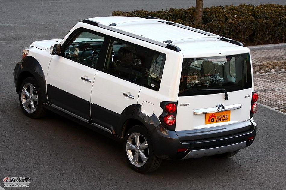 长城哈弗m2试驾实拍图外观