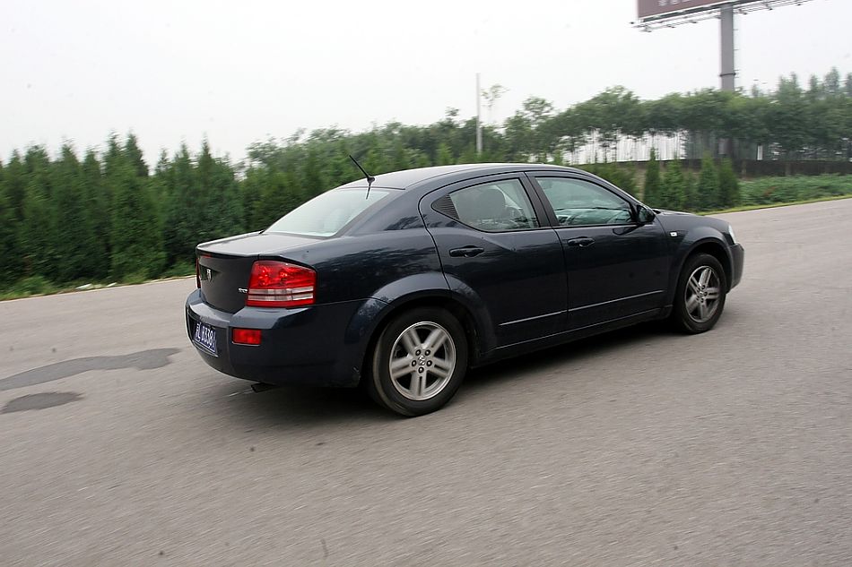 道奇锋哲内饰图片_锋哲试车图片55021_汽车图