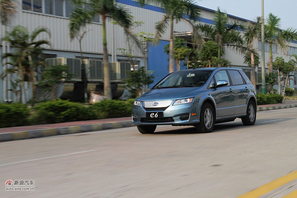 比亚迪e6 CVT纯电动车_比亚迪e6试车图片_汽