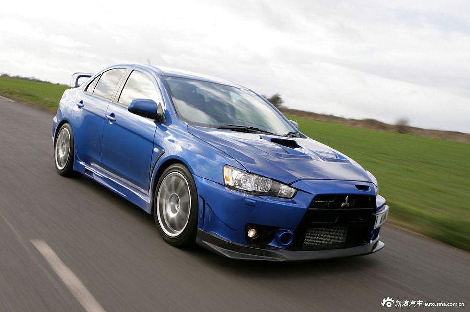 EVO三菱 22165160_950.jpg