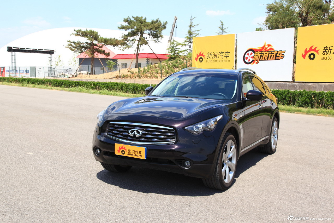 英菲尼迪fx35实拍图英菲尼迪qx60官方指导价图片