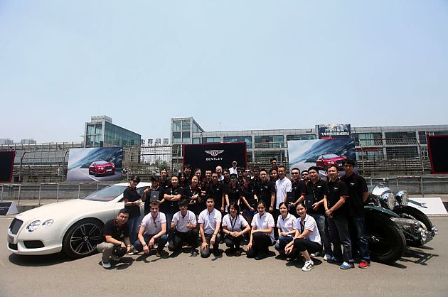 2012宾利驾控体验 燃情成都