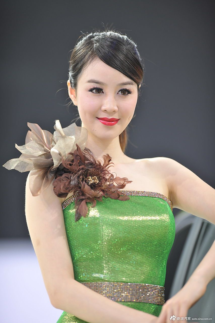 2013广州车展最美车模大pk