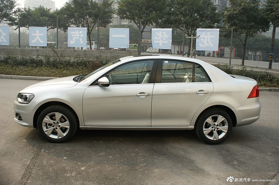 2013款新宝来_新宝来外观图片23455315