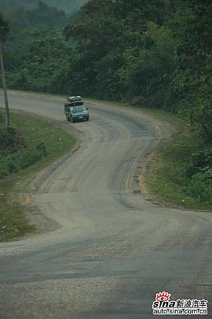 马自达3两厢运动版-老挝自驾游_图片_汽车图库_新浪汽车_新浪网