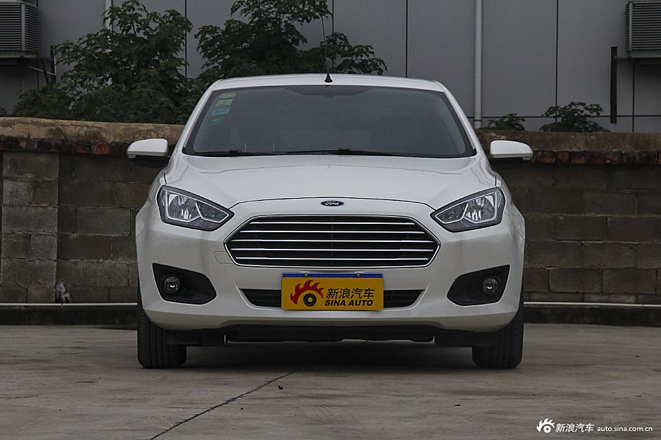 四月团购:福睿斯秒车热销优惠7.7折起