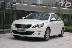 全新东风标致408内饰大图实拍首发