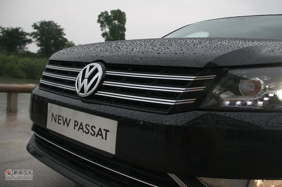 2011款新帕萨特2.0T御尊版外观细节_帕萨特细