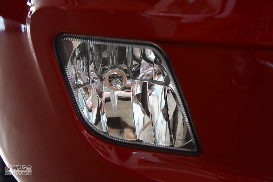 2011款瑞鹰2.0T手动T动越野版四驱_瑞鹰细节